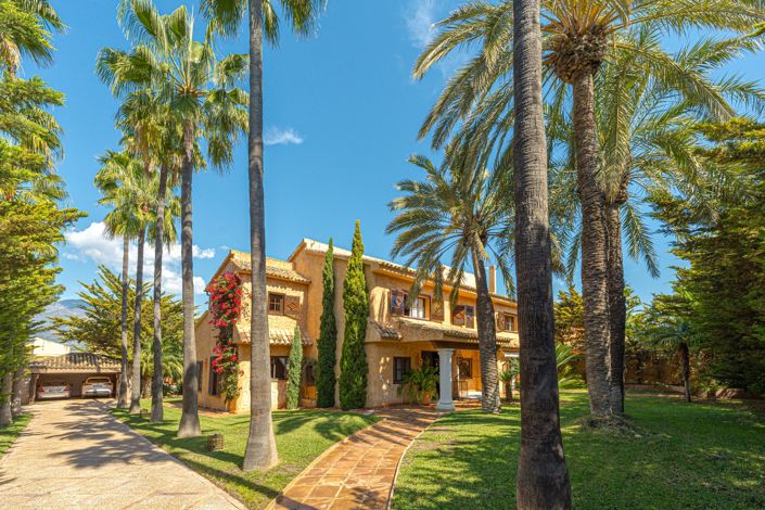 Image No.2-5 Bed Villa for sale