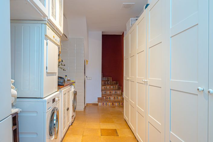 Image No.21-5 Bed Villa for sale