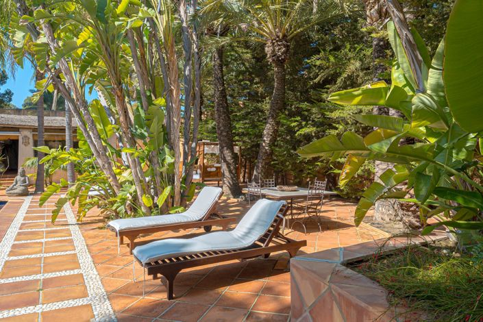 Image No.57-5 Bed Villa for sale