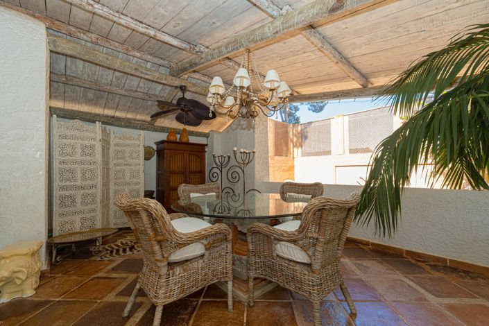 Image No.65-5 Bed Villa for sale