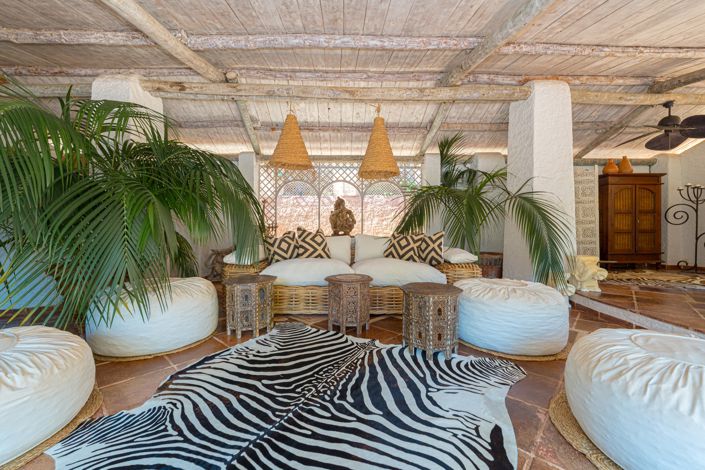 Image No.66-5 Bed Villa for sale