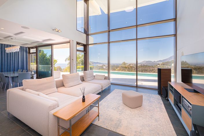 Image No.9-5 Bed Villa for sale