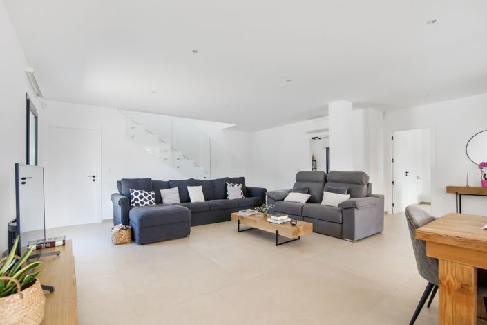 Image No.15-4 Bed Villa for sale