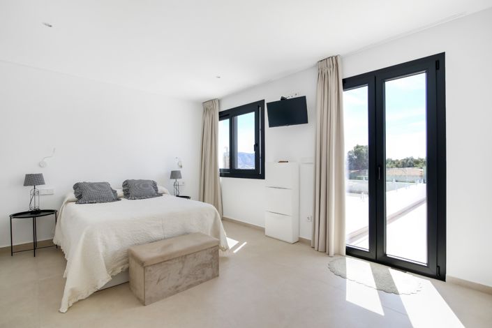 Image No.21-4 Bed Villa for sale