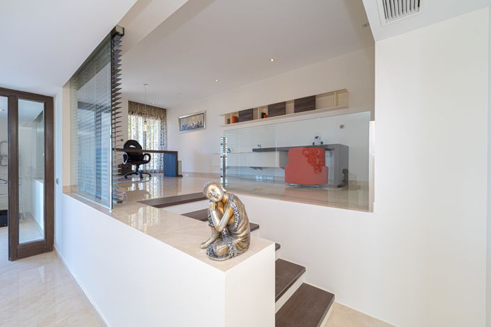 Image No.7-6 Bed Villa for sale