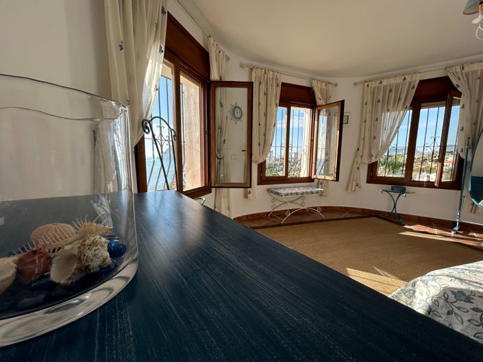 Image No.21-5 Bed Villa for sale