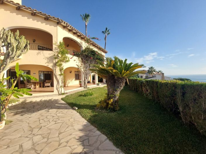 Image No.36-5 Bed Villa for sale