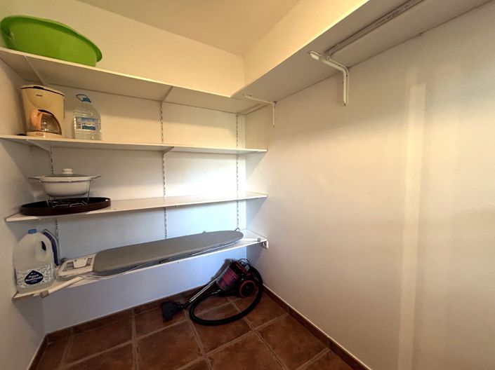 Image No.48-5 Bed Villa for sale