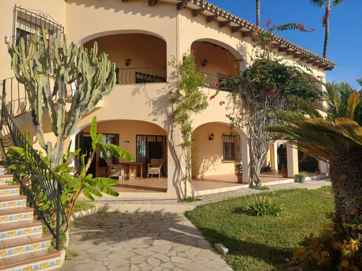 Image No.49-5 Bed Villa for sale