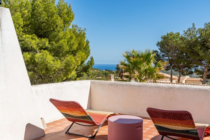 Image No.27-3 Bed Villa for sale