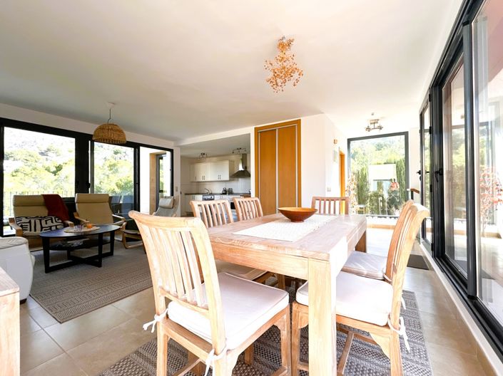 Image No.18-3 Bed Villa for sale