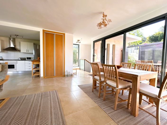 Image No.19-3 Bed Villa for sale