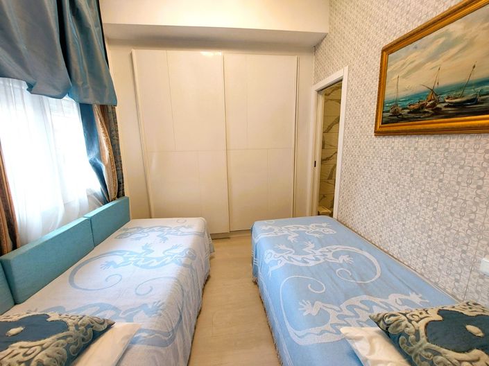 Image No.19-2 Bed Apartment for sale