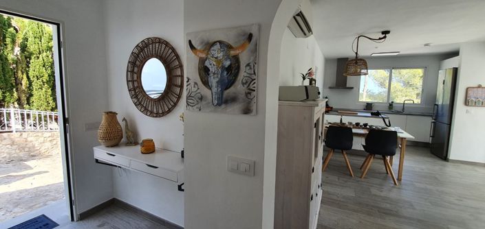 Image No.5-2 Bed Villa for sale