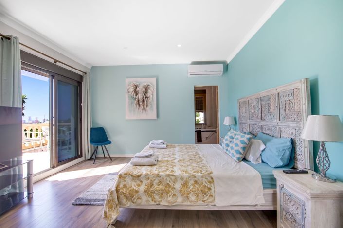 Image No.12-5 Bed Villa for sale