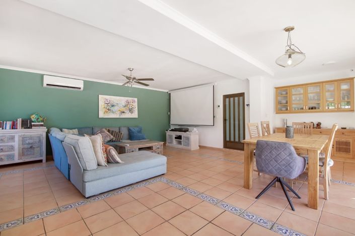 Image No.8-5 Bed Villa for sale