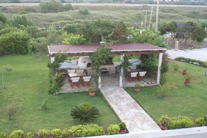 Image No.13-Un hôtel de 13 chambres à vendre à Minies