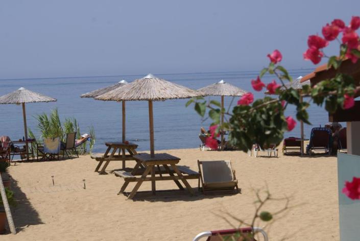 Image No.17-Un hôtel de 13 chambres à vendre à Minies