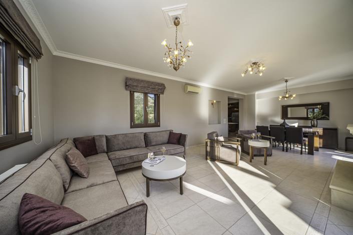 Image No.3-6 Bed Villa for sale