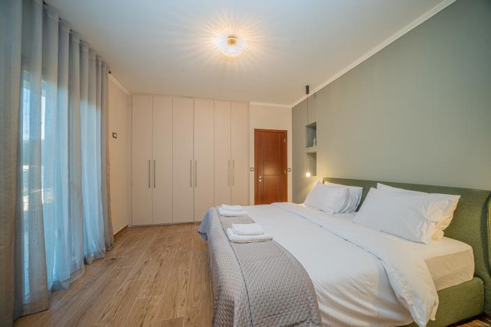 Image No.19-6 Bed Villa for sale