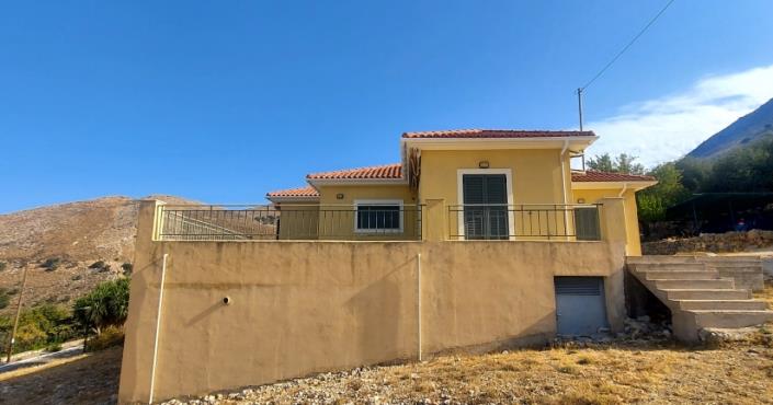 Image No.9-Maison de 3 chambres à vendre à Farsa