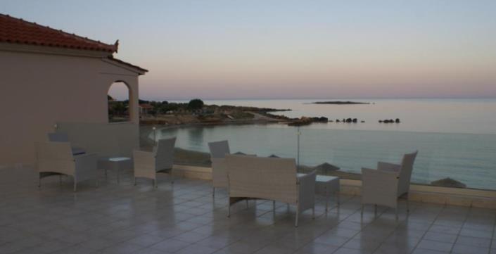 Image No.4-Un hôtel à vendre à Minies