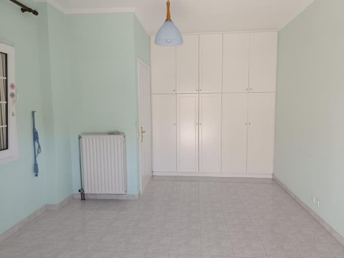 Image No.34-4 Bed House for sale