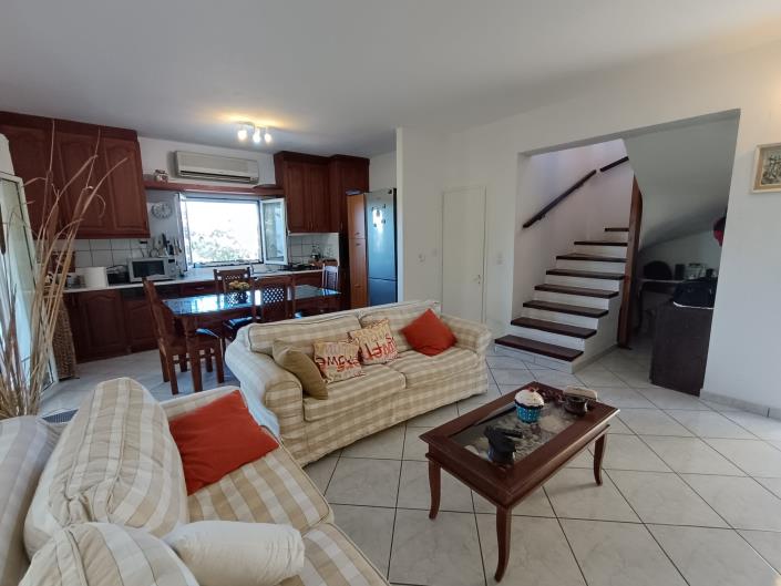 Image No.5-Maison de 3 chambres à vendre à Karavados