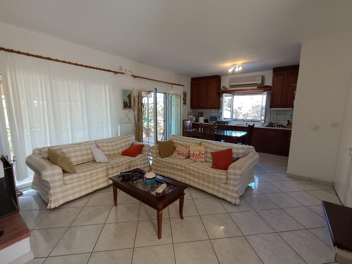 Image No.6-Maison de 3 chambres à vendre à Karavados