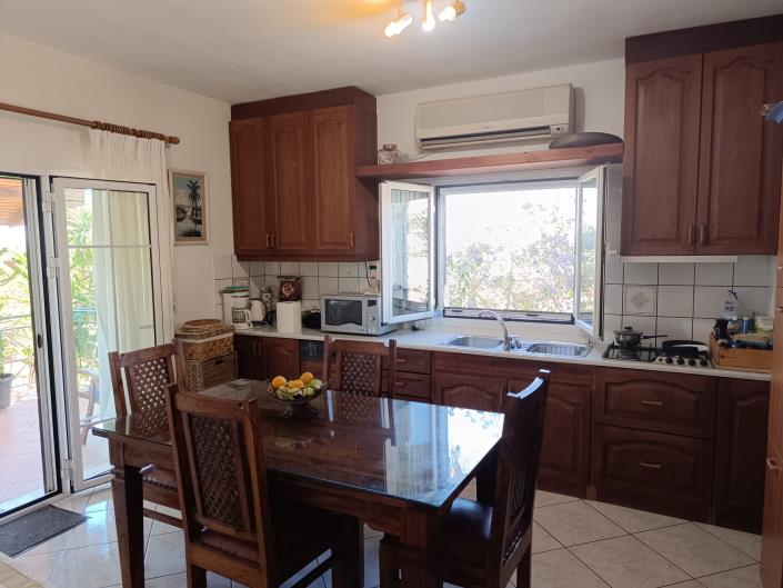 Image No.7-Maison de 3 chambres à vendre à Karavados