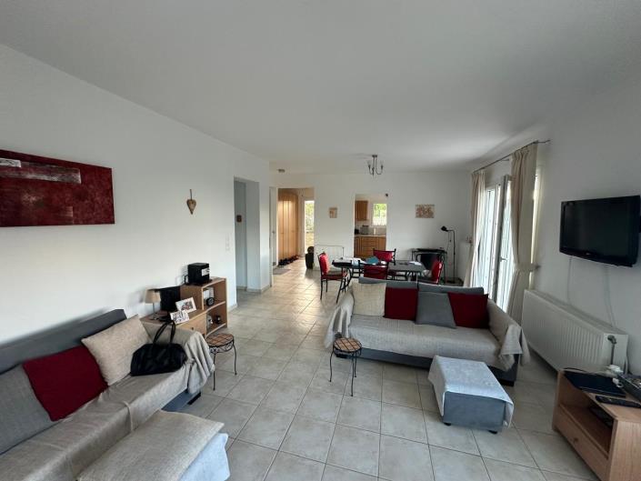 Image No.8-Villa de 3 chambres à vendre à Fokata