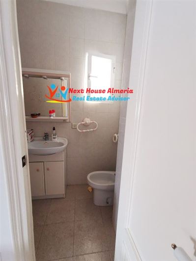 Image No.35-3 Bed Apartment for sale