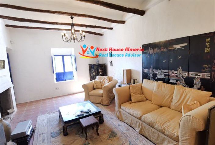 Image No.20-Maison de campagne de 6 chambres à vendre à Lúcar