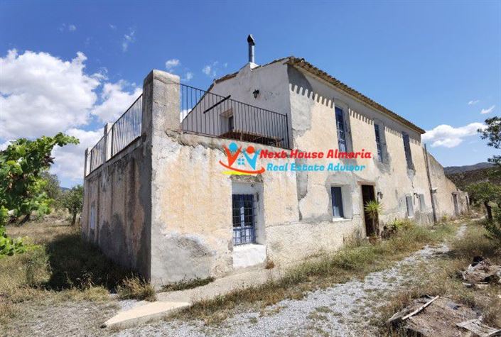 Image No.6-Maison de campagne de 6 chambres à vendre à Lúcar