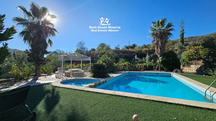 Image No.21-Villa de 4 chambres à vendre à Almeria