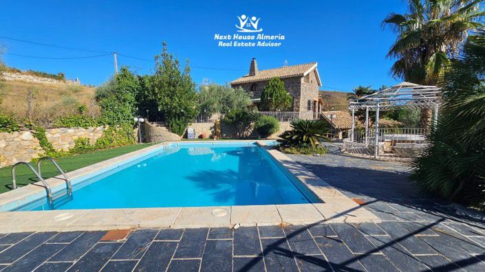 Image No.24-Villa de 4 chambres à vendre à Almeria