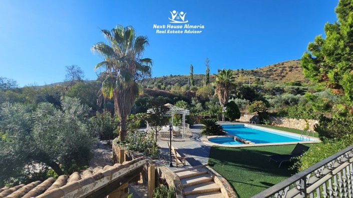 Image No.36-Villa de 4 chambres à vendre à Almeria