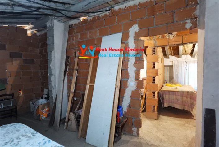 Image No.31-Maison de campagne de 6 chambres à vendre à Oria