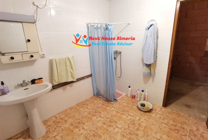 Image No.37-Maison de campagne de 6 chambres à vendre à Oria