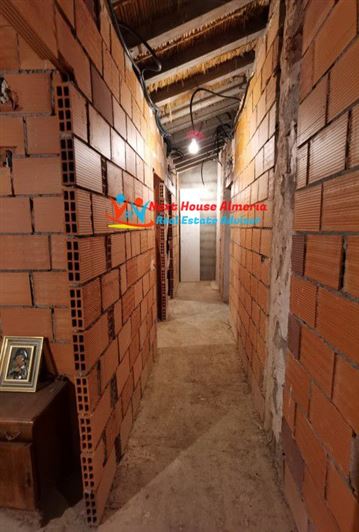 Image No.39-Maison de campagne de 6 chambres à vendre à Oria