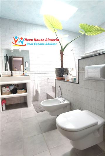 Image No.46-5 Bed Country House for sale