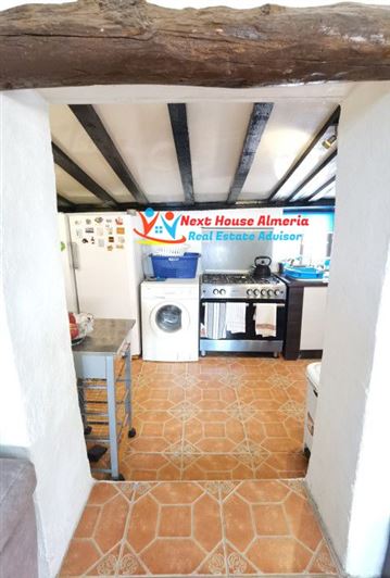 Image No.17-3 Bed Country House for sale