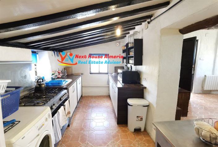 Image No.24-3 Bed Country House for sale