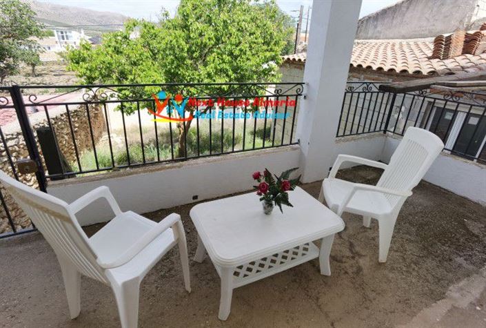 Image No.11-Maison de campagne de 5 chambres à vendre à Cullar