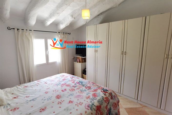 Image No.35-Maison de campagne de 5 chambres à vendre à Cullar