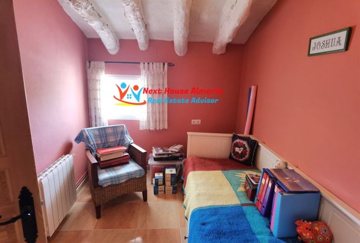 Image No.39-Maison de campagne de 5 chambres à vendre à Cullar