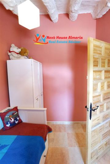 Image No.40-Maison de campagne de 5 chambres à vendre à Cullar