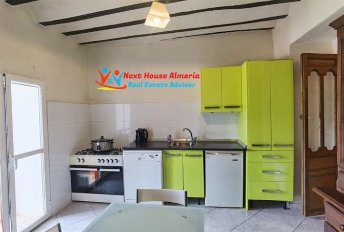 Image No.10-Maison de campagne de 5 chambres à vendre à Cullar