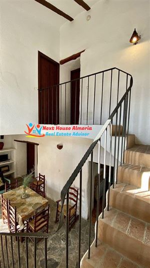 Image No.24-Maison de campagne de 8 chambres à vendre à Taberno