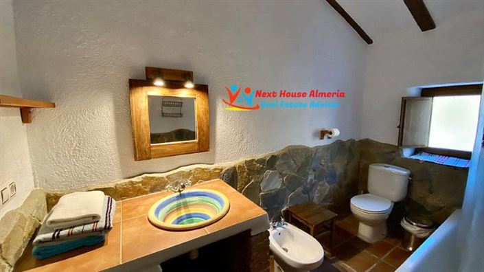 Image No.30-Maison de campagne de 8 chambres à vendre à Taberno